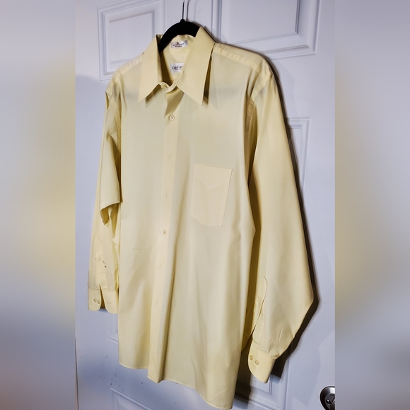 Van Heusen Dress Shirt Size 16.5 32/33 - Picture 4 of 4